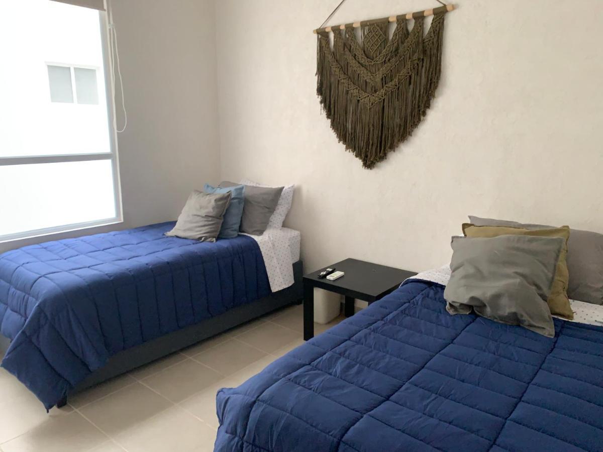 Franks House Apartment "Shared House" Cancún Esterno foto