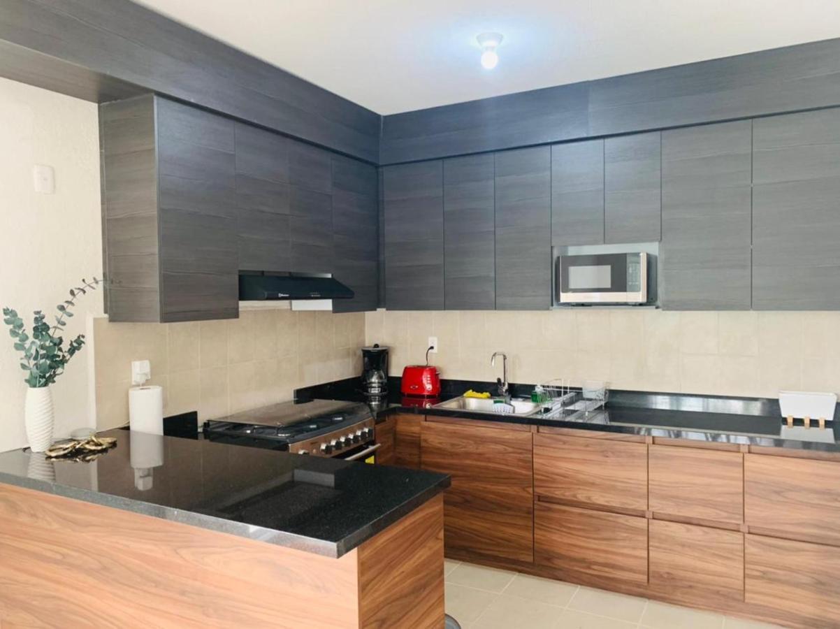 Franks House Apartment "Shared House" Cancún Esterno foto