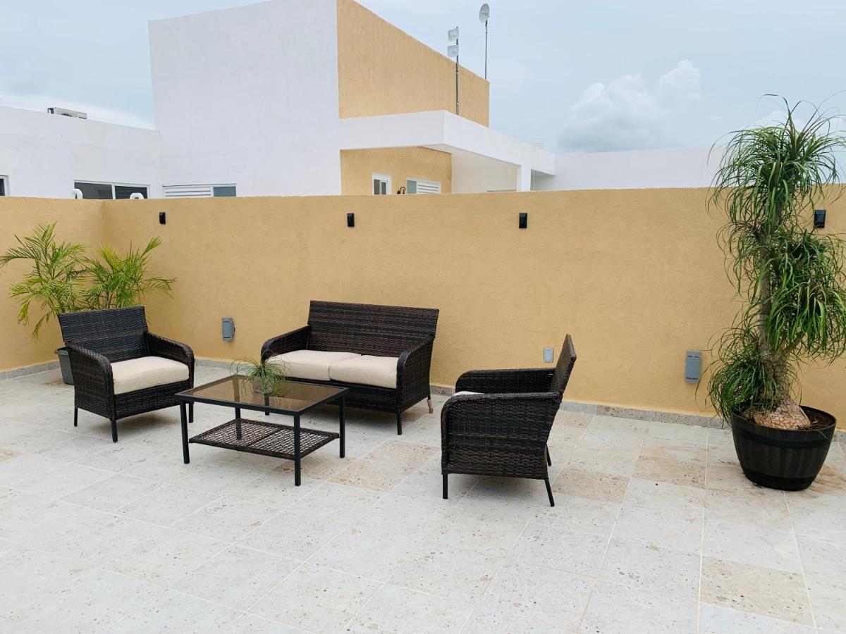 Franks House Apartment "Shared House" Cancún Esterno foto
